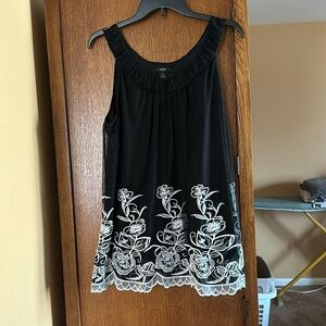 Woman’s black sleeveless Alfani blouse in PL